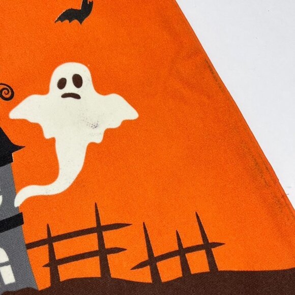 NWT THRO by Marlo Lorenz Haunted House Glow in the Dark Pillow Cover. 20" x 20" - Picture 7 of 8